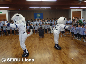 写真:みんなで大合唱!”
