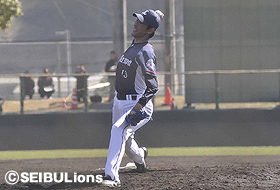 先発したベテラン西口投手