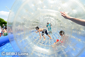 アクアチューブ