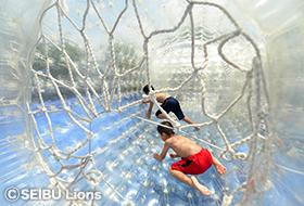 アクアチューブ