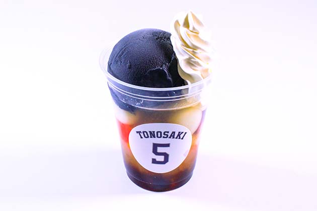 外崎修太の黒ごまアイス&クリームあんみつ