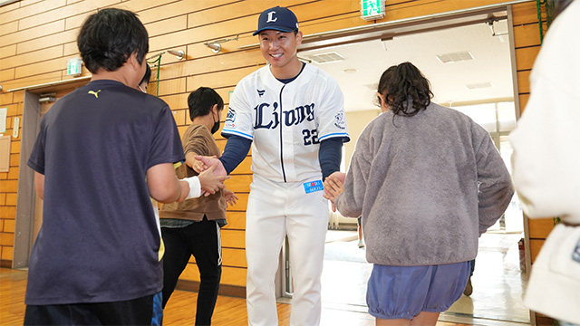 柳瀬小学校訪問時の様子
