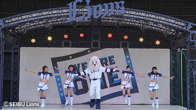 公式パフォーマー画像