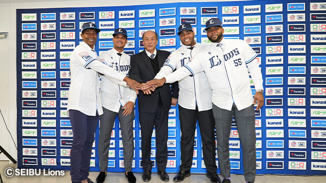 新外国人4選手 新入団会見！