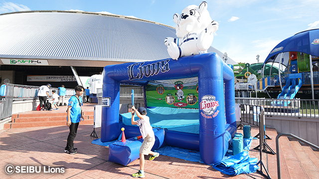 ふわふわアトラクションの様子02