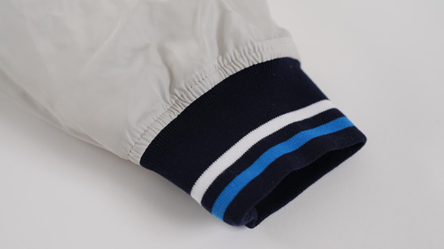 スタジアムジャンパー