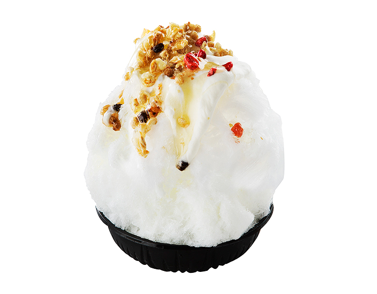 ライナSNOW「はちみつグラノーラwith練乳ホイップ」