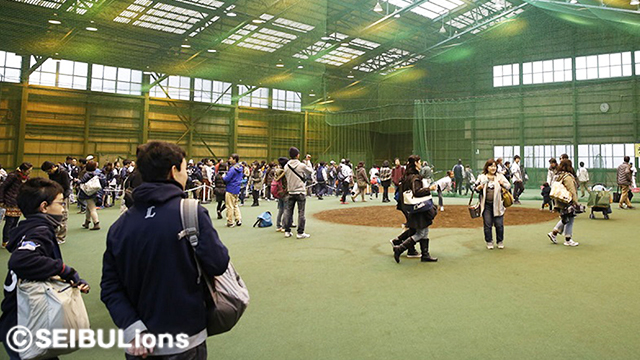 室内練習場写真