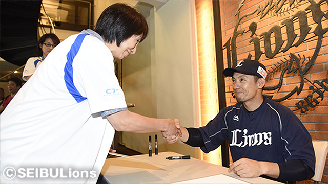 「選手サイン会」画像