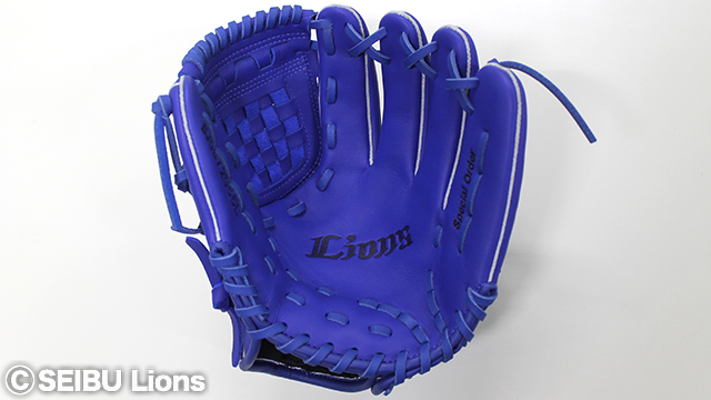 ライオンズオリジナルグラブ