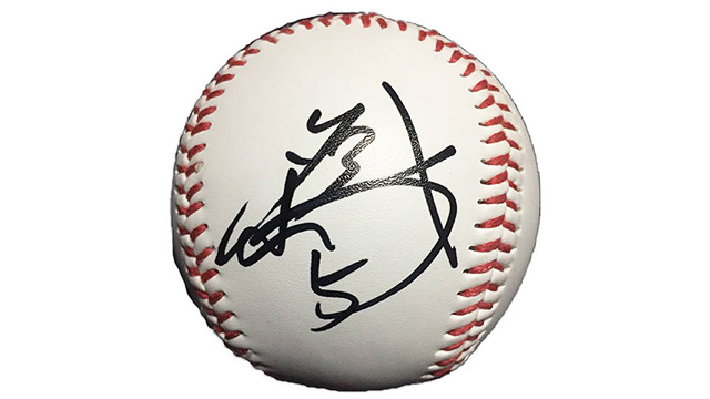 選手直筆サインボール