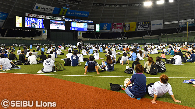 パブリックビューイングの様子
