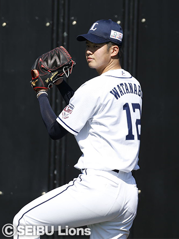 渡邉 勇太朗投手