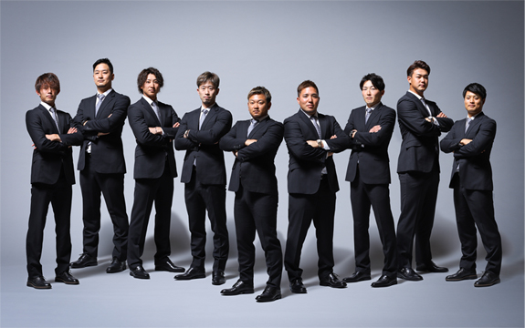 LIONS スーツ画像