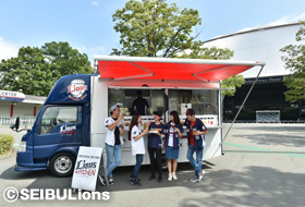 埼玉西武ライオンズオフィシャルフードトラック「ライオンズキッチン」