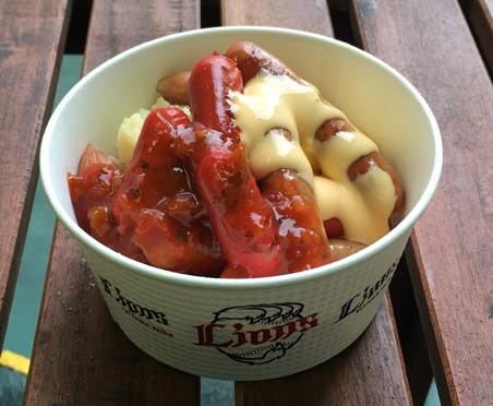 サルサ&チーズのWソースソーセージ盛り