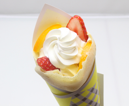 いちごとオレンジの春旬クレープ