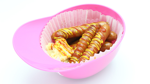 ピンクヘルメットソーセージ盛り