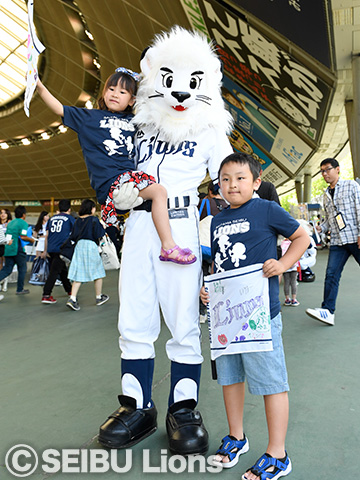 キッズスペシャルTシャツ