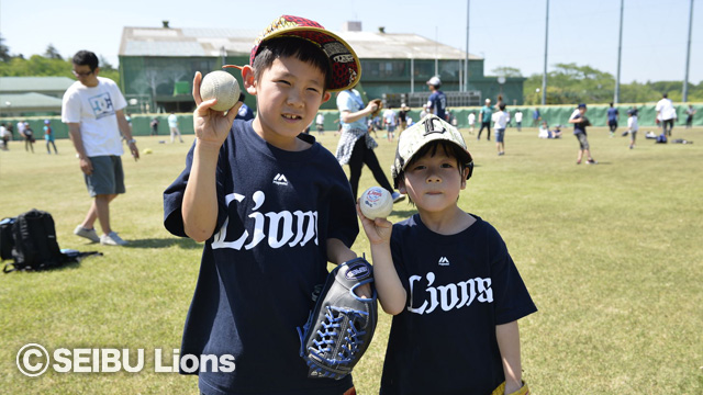 第二球場キャッチボール1