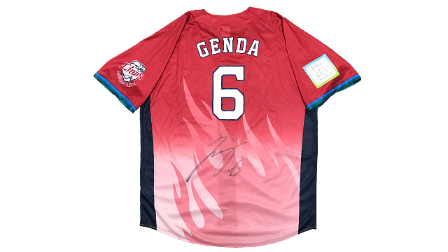 直筆サイン入りユニフォーム