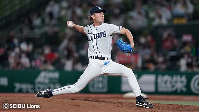 今井達也投手プレー写真