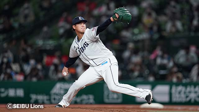 高橋光成投手プレー写真