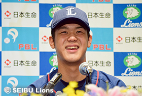 高橋光成投手が8月度「日本生命月間MVP賞」初受賞！両リーグの最