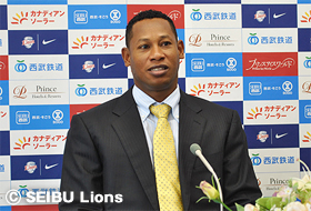 オーティズ選手 入団会見