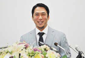 中島裕之選手が移籍会見 | 埼玉西武ライオンズ