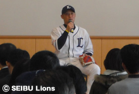 写真:ジュニアコーチ講座に参加した平尾アカデミーコーチ