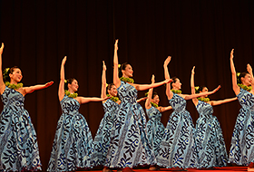 フラダンスショー