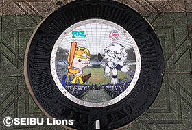 コラボマンホール