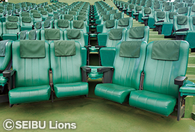 ボックスシート席