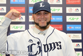 フェリペ・ポーリーノ投手