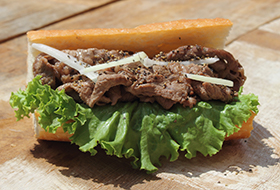 ペッパーステーキサンド