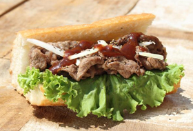 ペッパーステーキサンド(バーベキューソース)