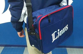 [マジェスティック]オーセンティックショルダーバッグ