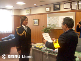 平尾博嗣選手 浦和東一日警察署長 | 埼玉西武ライオンズ