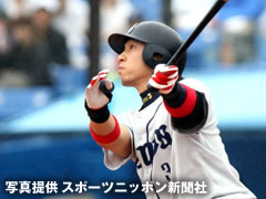 中島裕之選手 通算100号ホームラン達成 | 埼玉西武ライオンズ