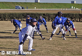 上原スタッフによる準備運動