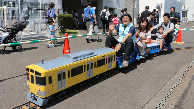 ミニ電車乗車体験