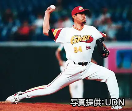 石井丈裕